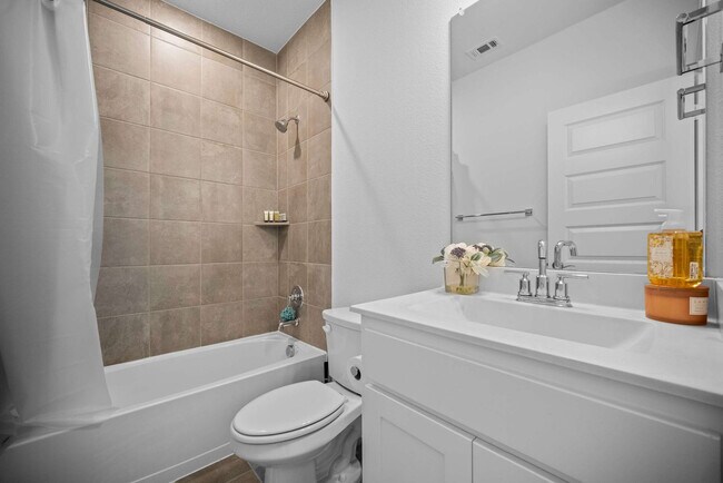 Building Photo - 516 Secretariat Dr