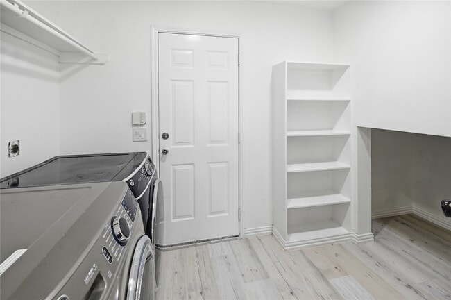 Building Photo - 6811 Brighton Hill Ln