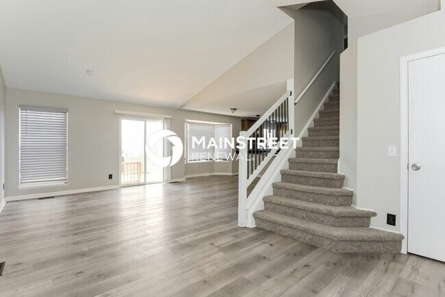 Building Photo - 3 Bedroom Pet-Friendly Home in LITTLETON, CO with Main Street Renewal