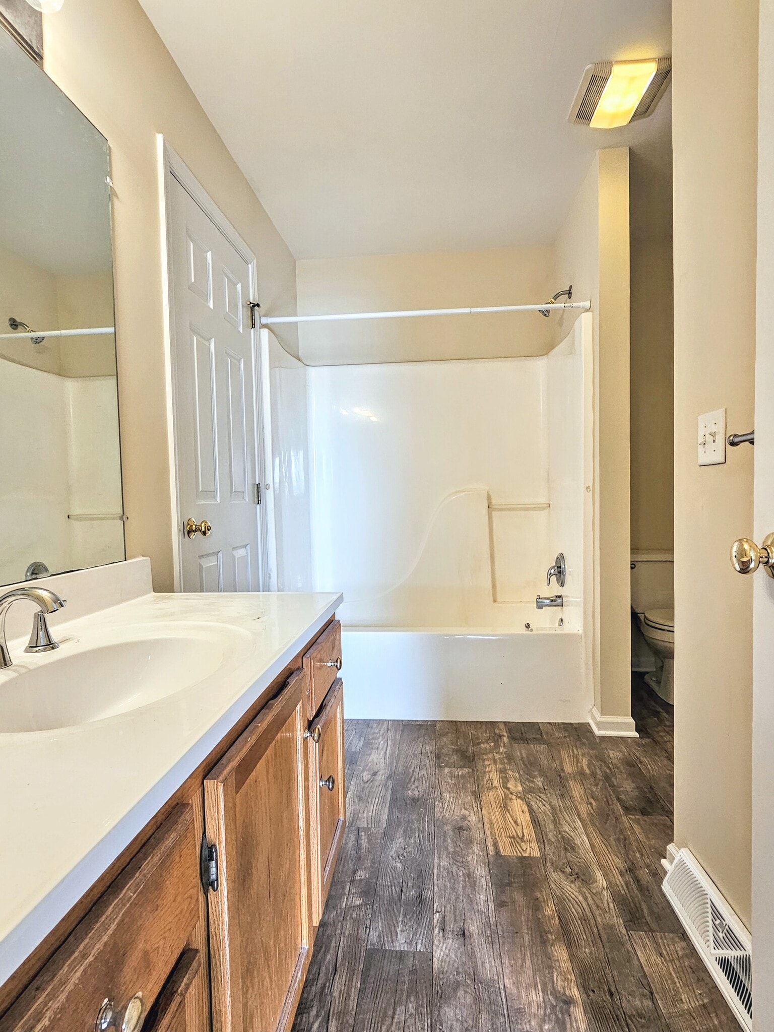 Building Photo - 40 Sandstone Ct