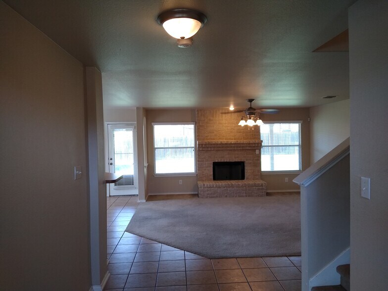 Living Room (Pre-Remodel) - 10951 Mustang Spring