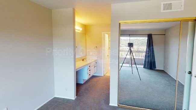 Building Photo - 10400 Caminito Cuervo