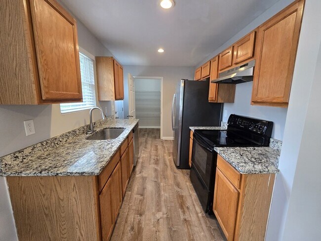 Building Photo - !!!!300 Off Rent!!! Available Now! Great Durham location newly remodeled. Single family home.