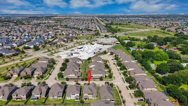 Building Photo - 2707 Brighton Willow Way