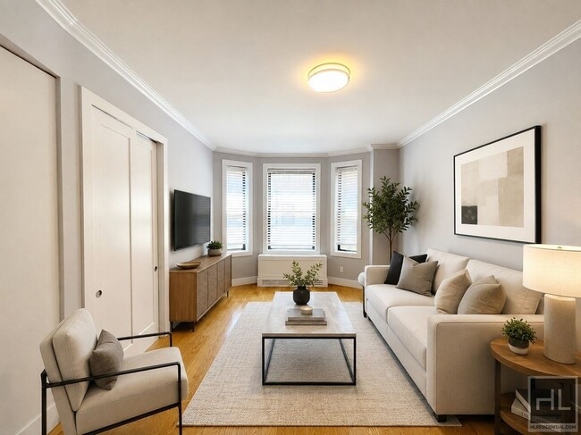 Building Photo - 252 W 76th St