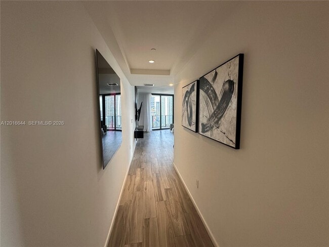 Building Photo - 801 S Miami Ave