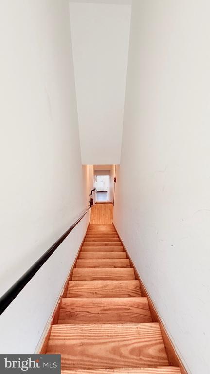 Building Photo - 136 N 3rd St