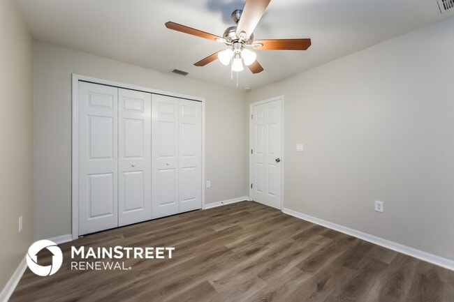 Building Photo - 2904 Wanda Ave S