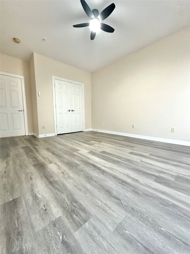 Building Photo - 6611 W Sam Houston Pkwy S