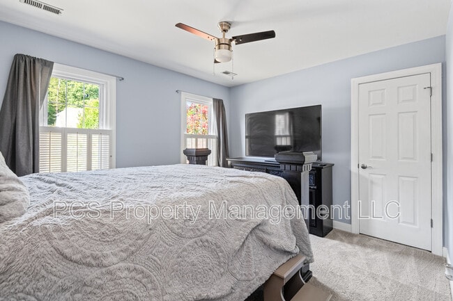 Building Photo - 12605 Jolly Pl