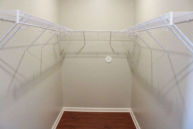 Building Photo - 3201 Redhawk St