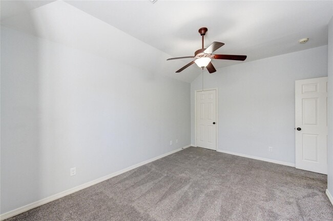 Building Photo - 4340 Lake Walk Ct