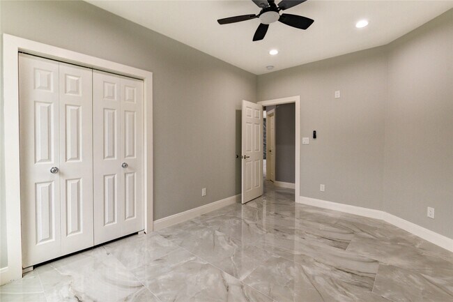 Building Photo - 1513 Sherl St