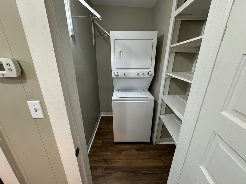 Laundry Room - 1906 Dalton Pike SE