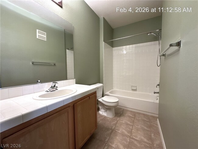 Building Photo - 1050 E Cactus Ave