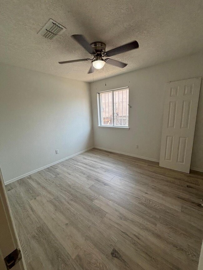 Building Photo - 7822 Desert Springs Ct SW