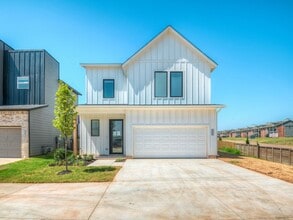 Building Photo - Beautiful New Construction Home in Edmond/Oklahoma City