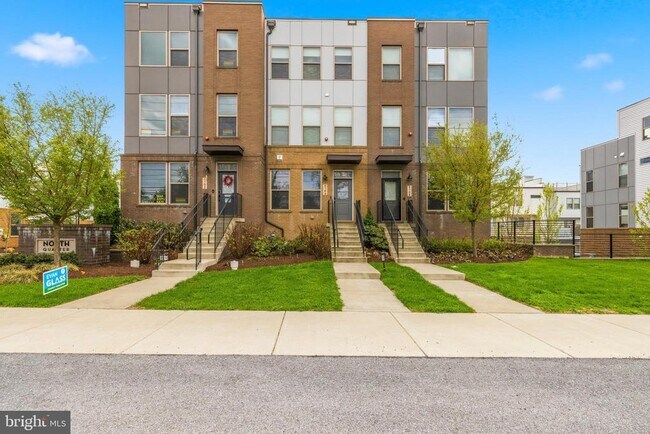 Building Photo - 5104 Randolph Rd