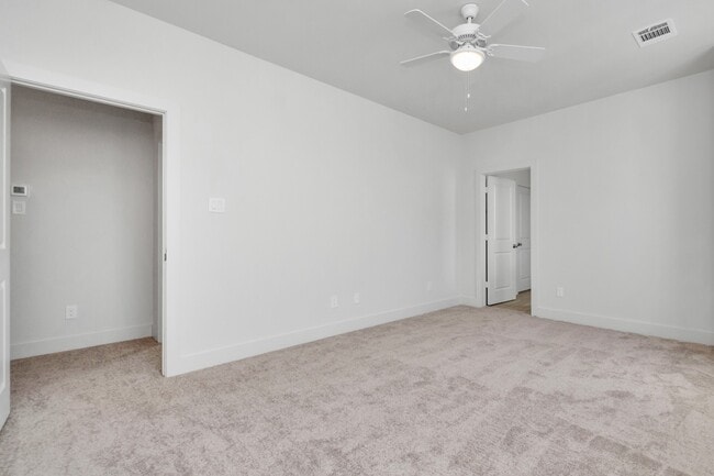 Building Photo - 2007 Bauer Dr