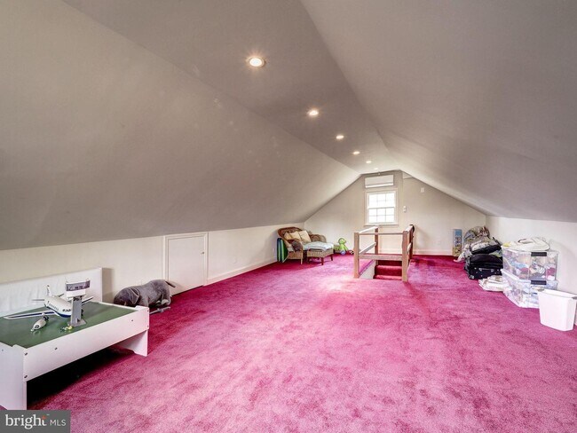 Building Photo - 2242 46th St NW