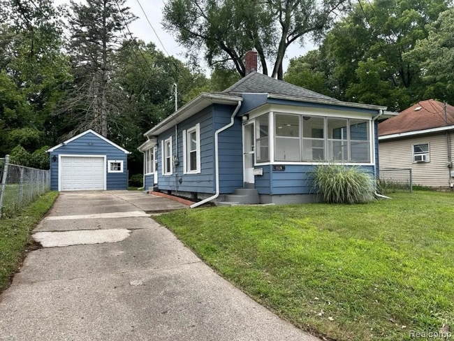 Building Photo - 1126 Walker St