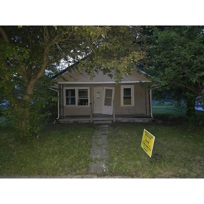 Primary Photo - 728 Schirmeyer St