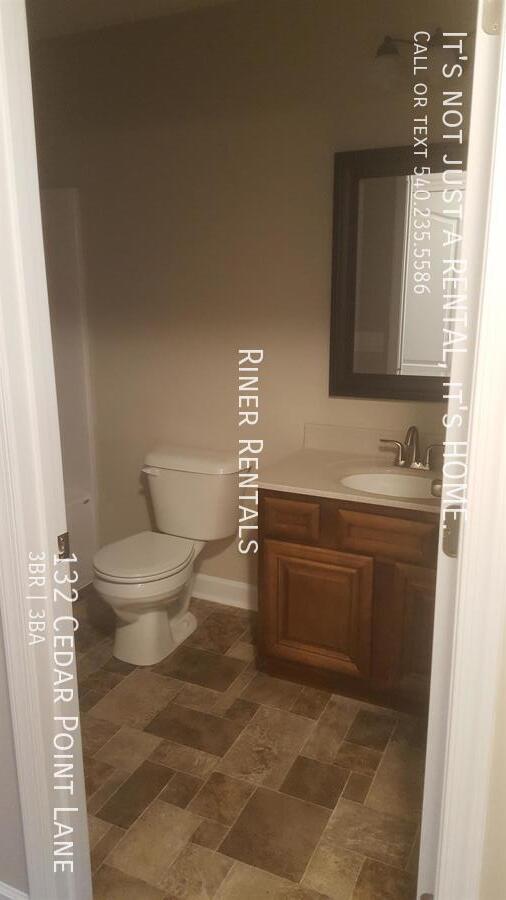 Building Photo - 132 Cedar Point Ln