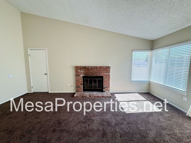 Building Photo - 12550 Kristina Ct
