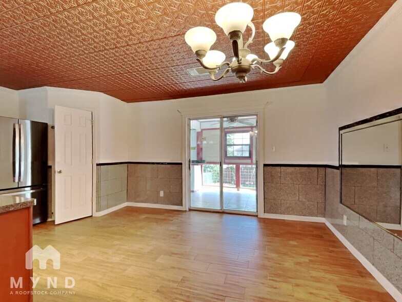 Building Photo - 8715 Veranda Ct