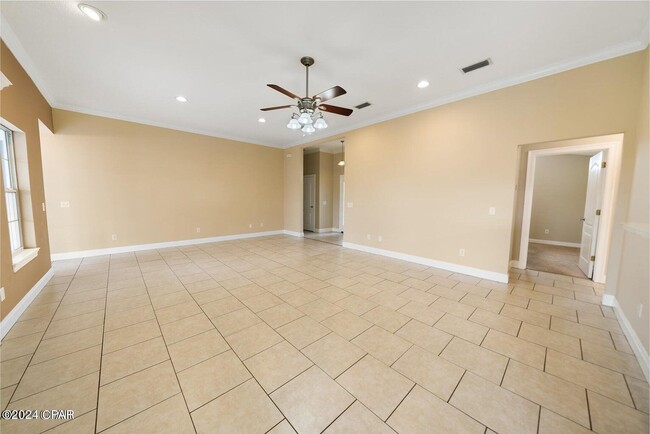 Building Photo - 3758 Bay Tree Rd