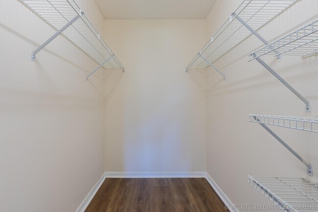 Building Photo - 9449 Boca Cove Cir