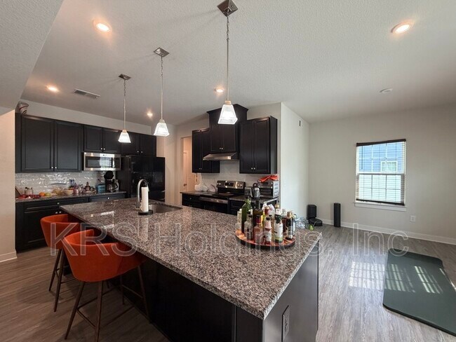 Building Photo - 1730 Watershed Ct