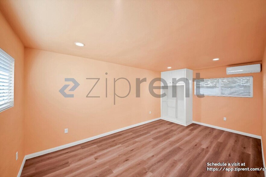 Building Photo - 3620 Ellis Ln