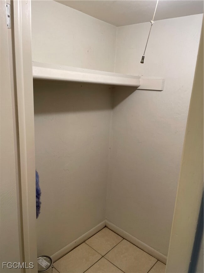 Building Photo - 3905 Del Prado Blvd S