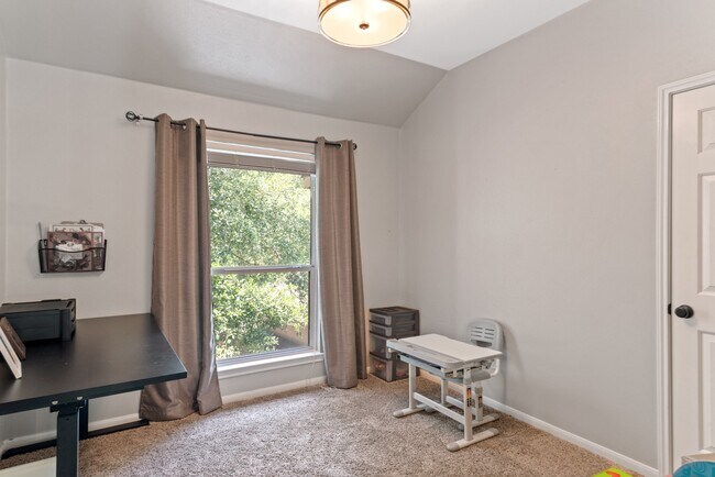 Building Photo - 14618 Oxwick Cir