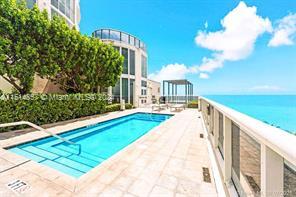 Primary Photo - 15811 Collins Ave