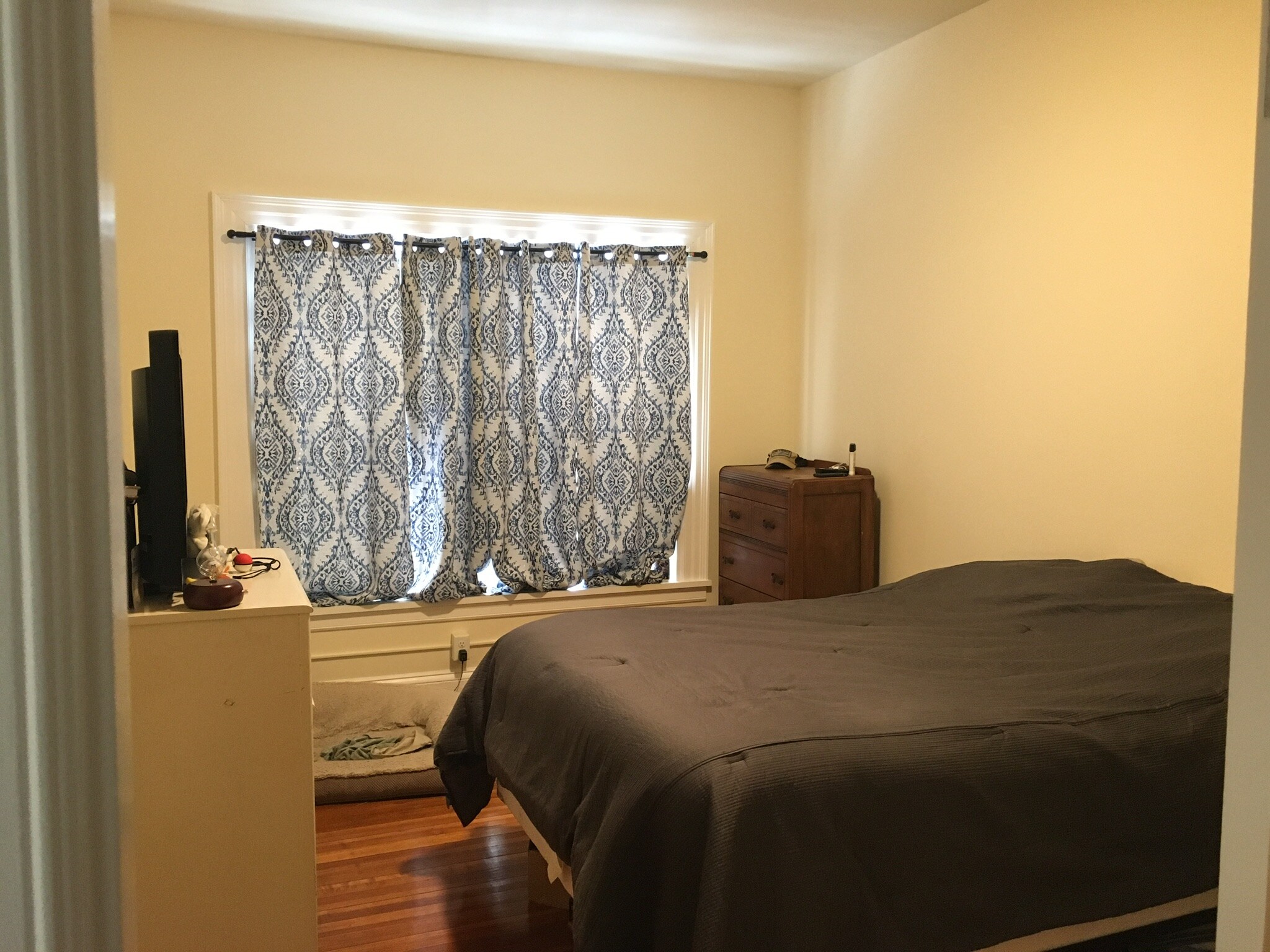 Building Photo - 1471 Beacon St