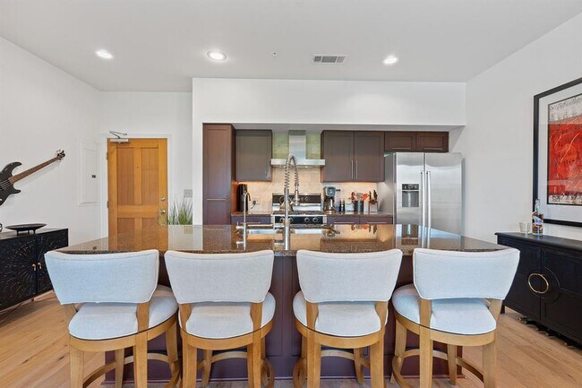 Building Photo - 1600 Barton Springs Rd