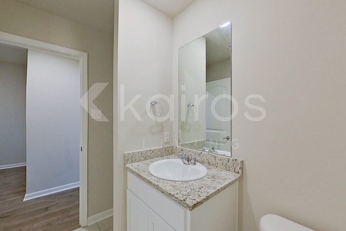 Building Photo - 204 Yardley Ct