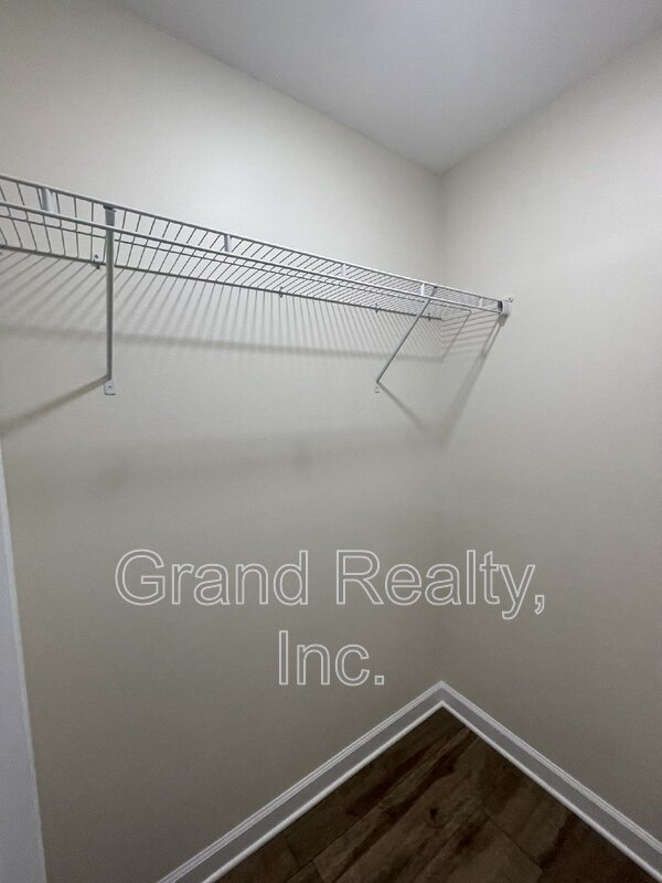 Building Photo - 4019 Brittany Ln