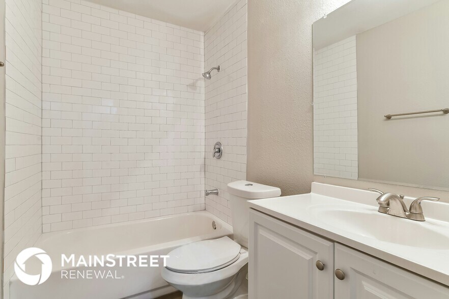 Building Photo - 9550 New World Dr