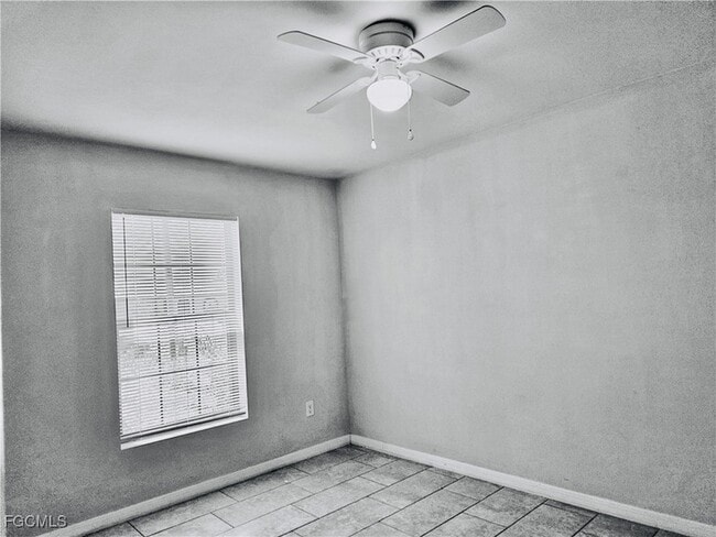 Building Photo - 545 SE 4th Terrace