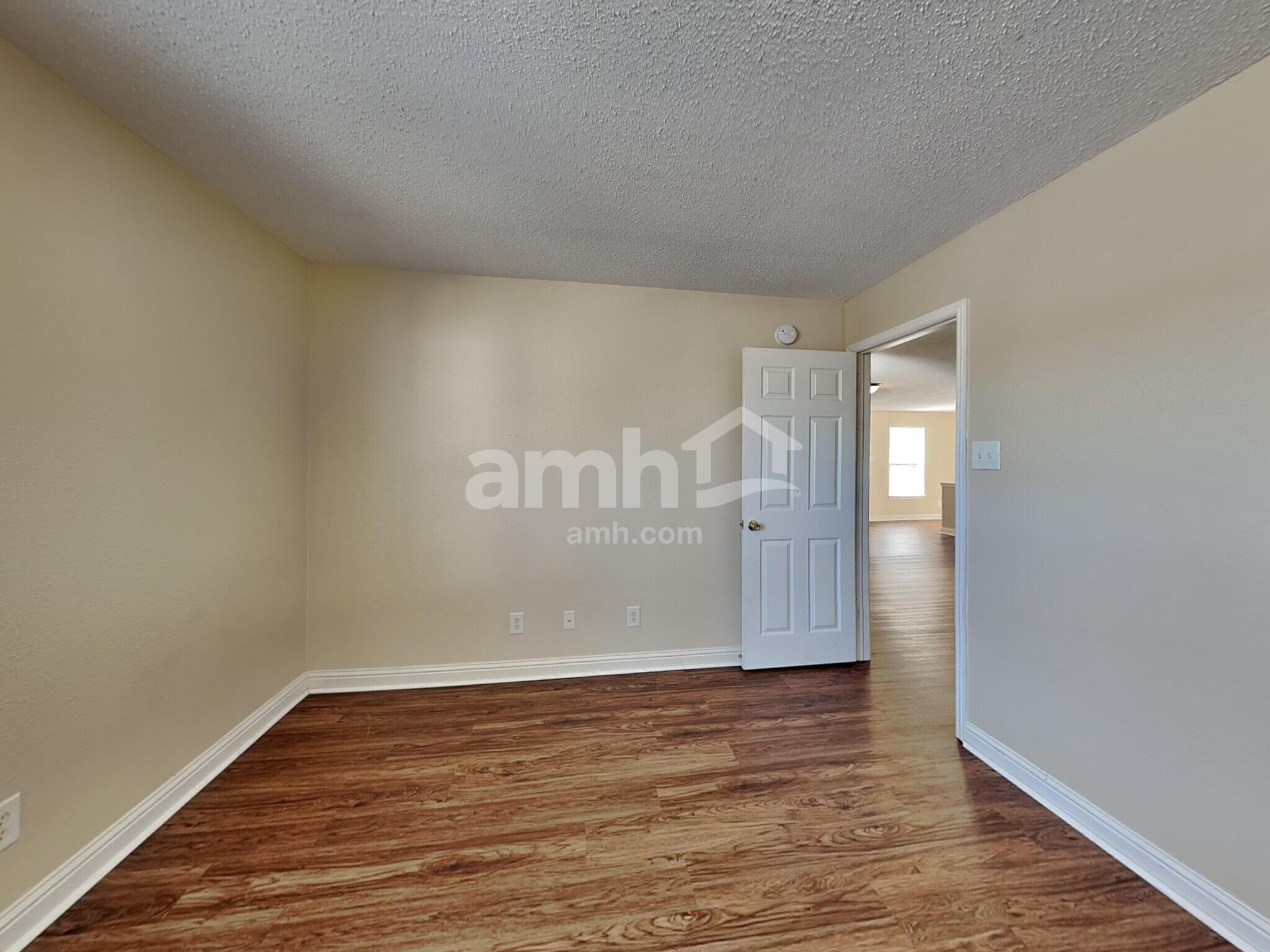 Building Photo - 6737 Amber Springs Way