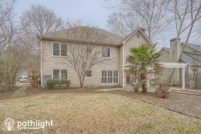 Building Photo - 4 br, 2.5 bath House - 1045 Mayfield Manor...