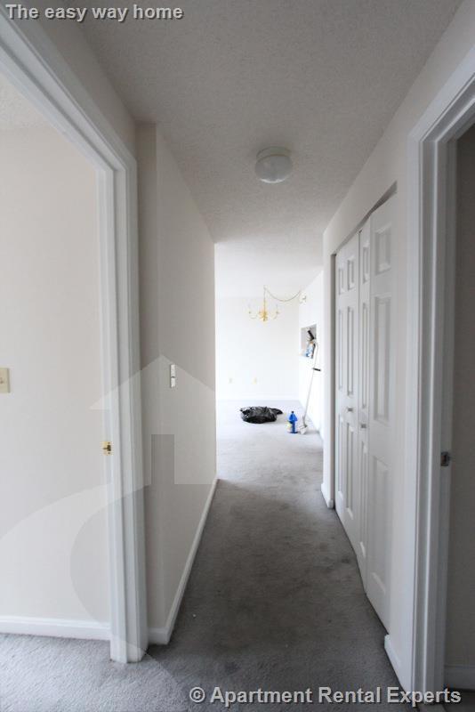 Building Photo - 175 Beacon St