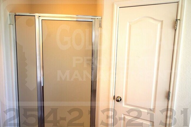 Building Photo - Fresh Vibes on Llano Estacado – Your Next Chapter Starts Here!