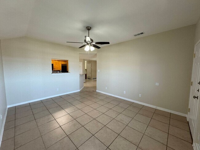 Building Photo - 3500 Dustin Ct