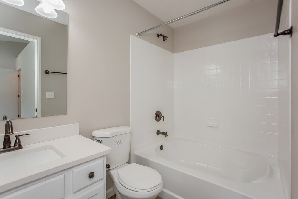 Building Photo - 16901 Peach Ln