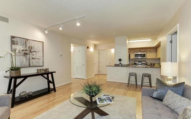 Building Photo - 7923 Eastern Ave