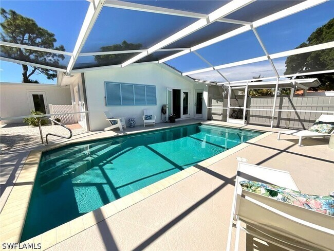 Building Photo - 1530 Mandarin Rd